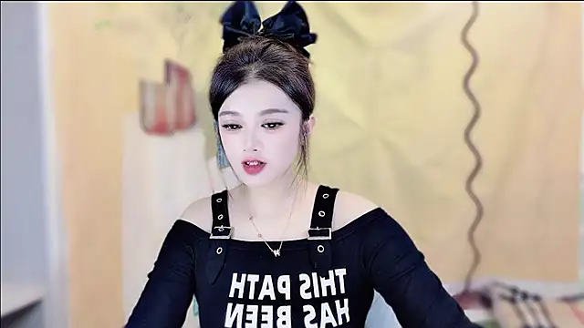 VIWVI online show from 11/05/25, 05:21