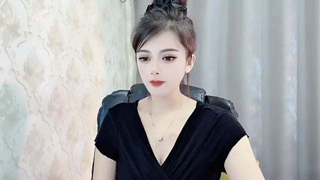 Snapshot of VIWVI chatting on 02/10/25, 01:01 VIWVI online show from 02/10/25, 01:01