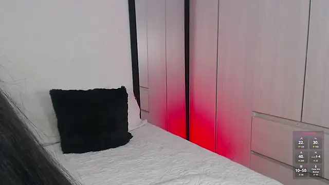 Karla hernandez  online show from 11/06/25, 11:03