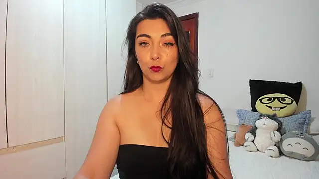 Karla hernandez  online show from 06/02/26, 10:37