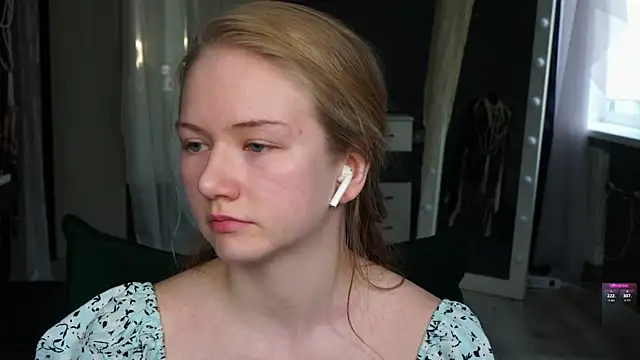 Alexandra Demore online show from 07/11/26, 07:03
