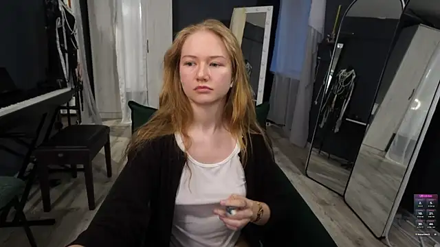 Snapshot of Alexandra_Demore chatting on 07/08/26, 07:14 Alexandra Demore online show from 07/08/26, 07:14