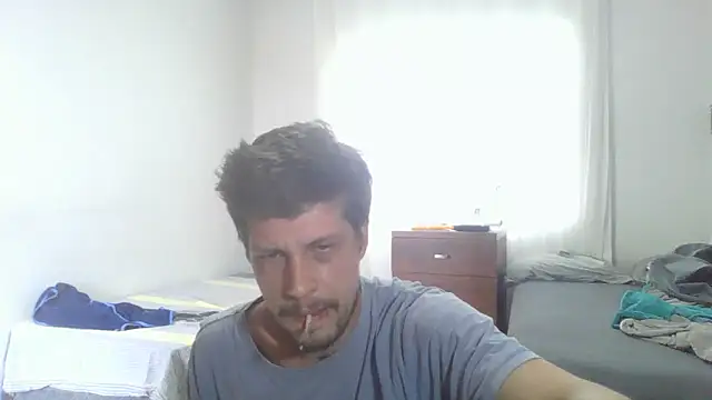 Snapshot of prorafadodoce chatting on 10/15/25, 02:03 prorafadodoce online show from 10/15/25, 02:03