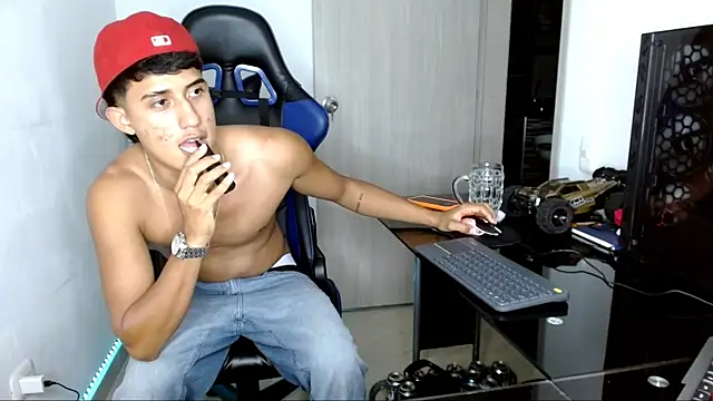 Snapshot of Juan_da01 chatting on 03/12/25, 07:57 Juan da01 online show from 03/12/25, 07:57