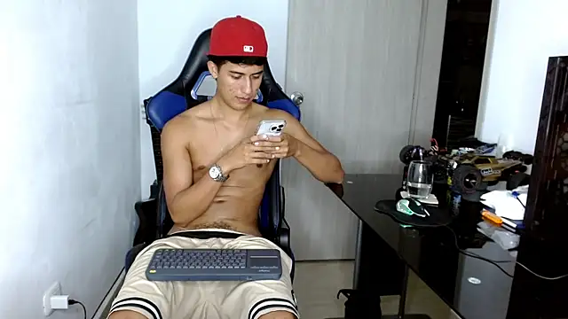 Snapshot of Juan_da01 chatting on 02/19/25, 06:44 Juan da01 online show from 02/19/25, 06:44