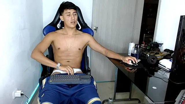 Snapshot of Juan_da01 chatting on 02/26/25, 01:25 Juan da01 online show from 02/26/25, 01:25