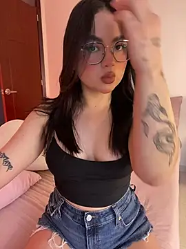 montmariana online show from 02/16/26, 11:42