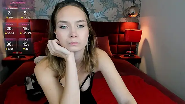 LinaVolberg online show from 09/27/25, 06:19