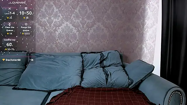 LinaVolberg online show from 01/17/26, 06:28