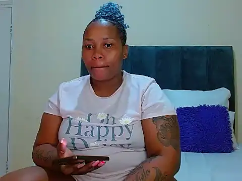 curvycloe1 online show from 11/02/25, 04:39