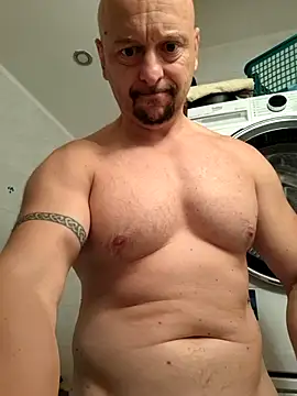 Sports-beast online show from 10/25/25, 07:58