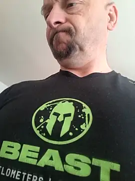 Sports-beast online show from 04/21/26, 07:04