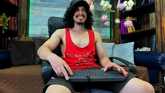 Snapshot of TristanWoods chatting on 02/14/26, 12:27 TristanWoods online show from 02/14/26, 12:27