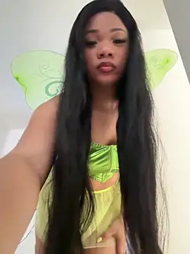 ashley Tompson1 online show from 10/31/25, 12:24