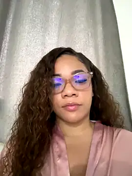 ashley Tompson1 online show from 10/21/25, 11:42