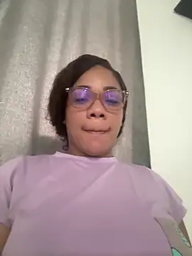 ashley Tompson1 online show from 10/22/25, 11:31