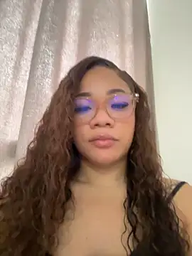 ashley Tompson1 online show from 10/17/25, 12:40