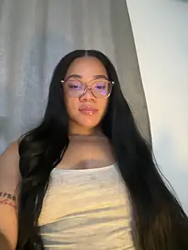 Snapshot of ashley_Tompson1 chatting on 03/03/26, 11:39 ashley Tompson1 online show from 03/03/26, 11:39