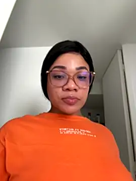 ashley Tompson1 online show from 11/29/25, 01:00