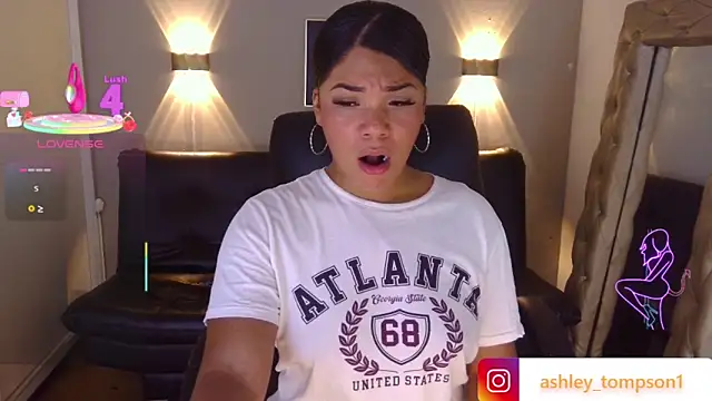 ashley Tompson1 online show from 03/17/25, 07:26