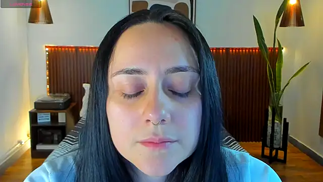 KatherineBond online show from 11/10/25, 08:25