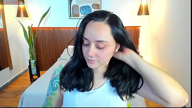 KatherineBond online show from 09/30/25, 08:37