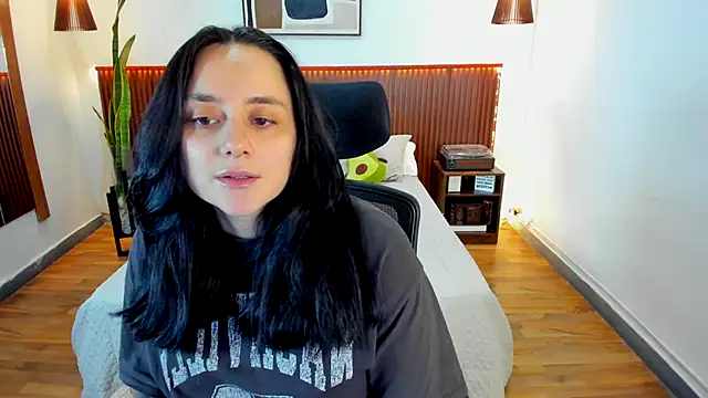 KatherineBond online show from 10/15/25, 07:44