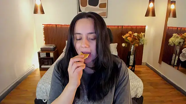 KatherineBond online show from 05/15/26, 08:29