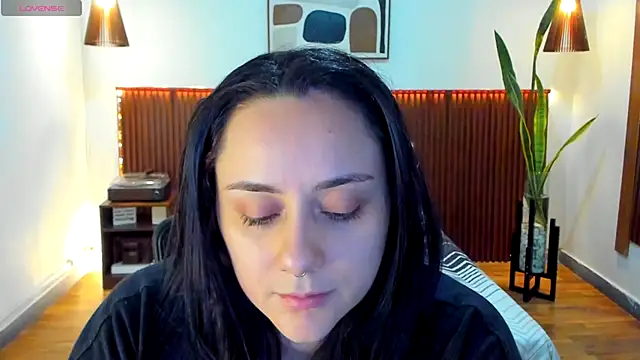 KatherineBond online show from 11/13/25, 07:07