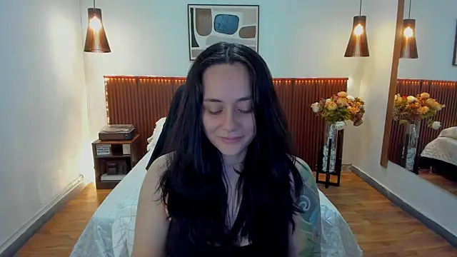 KatherineBond online show from 06/03/26, 06:12