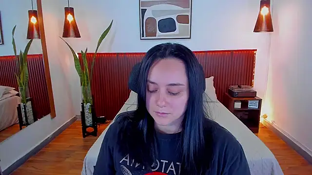KatherineBond online show from 09/10/25, 07:46