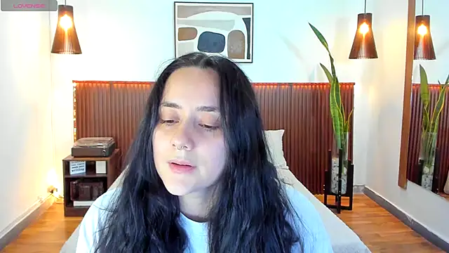 KatherineBond online show from 10/28/25, 07:35