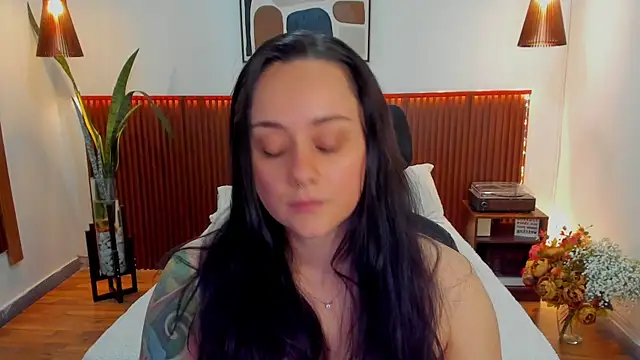 KatherineBond online show from 01/12/26, 07:09