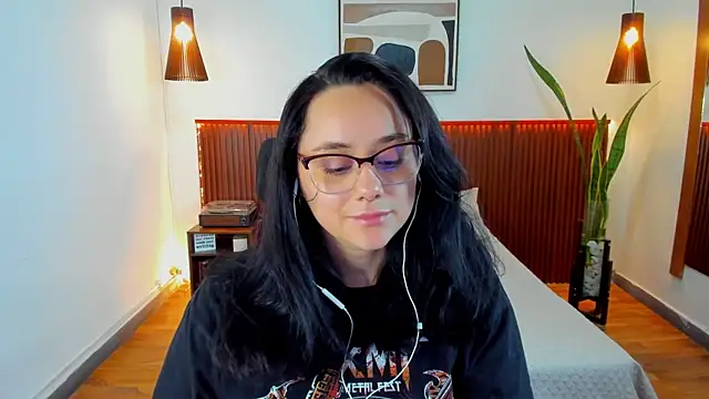 KatherineBond online show from 10/02/25, 07:39
