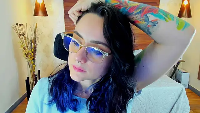 KatherineBond online show from 03/11/25, 08:53