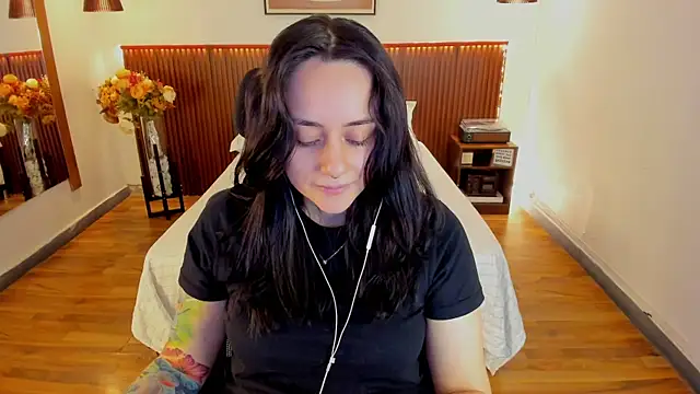 KatherineBond online show from 06/27/26, 04:35