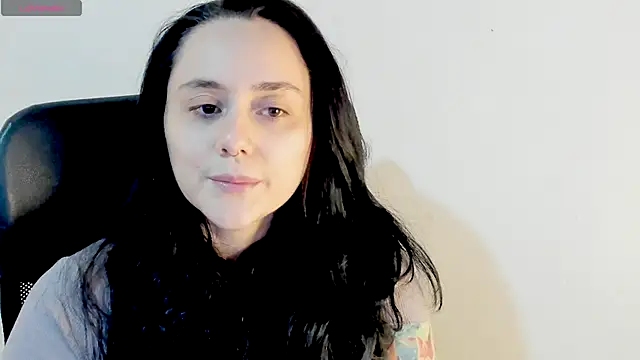 KatherineBond online show from 10/29/25, 08:30