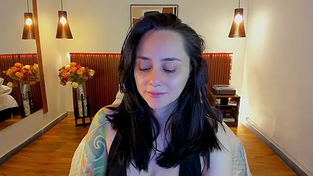 KatherineBond online show from 06/16/26, 06:41
