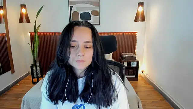 KatherineBond online show from 10/16/25, 07:55