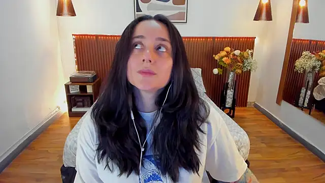 KatherineBond online show from 05/14/26, 07:22