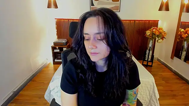 KatherineBond online show from 07/06/26, 04:31