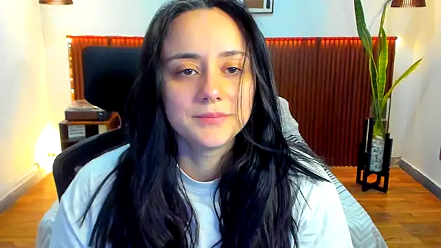 KatherineBond online show from 12/03/25, 07:46