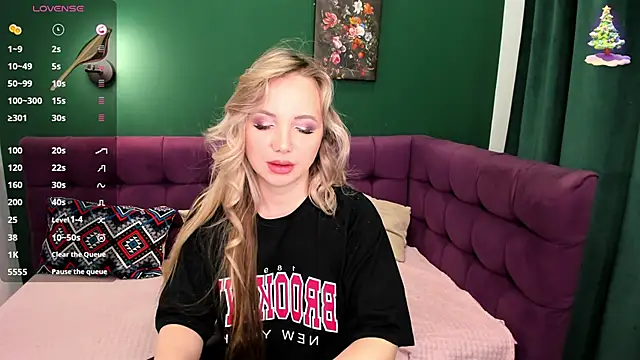 EvaMoran online show from 05/10/26, 01:42