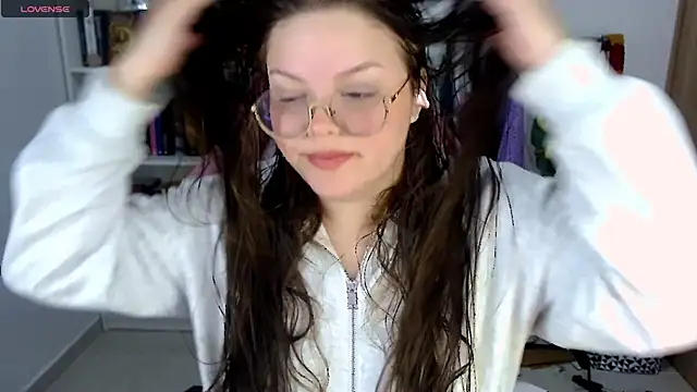 Gabiwaifu online show from 11/23/25, 03:49