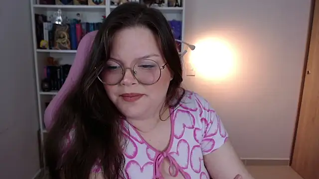 Snapshot of Gabiwaifu chatting on 06/21/26, 08:25 Gabiwaifu online show from 06/21/26, 08:25