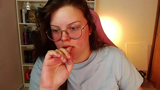 Gabiwaifu online show from 04/05/26, 02:51