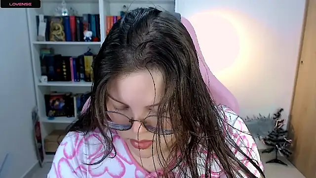 Gabiwaifu online show from 12/21/25, 03:41