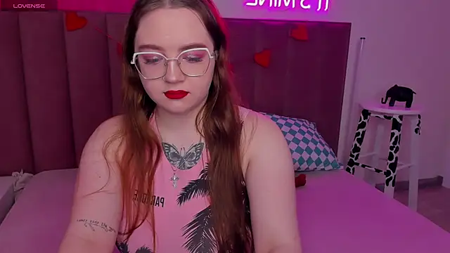 Emma adorablle online show from 02/15/25, 01:31