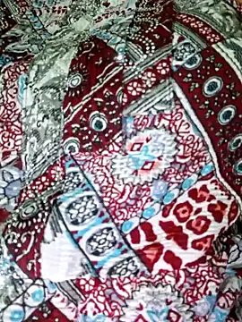 Priya Bong online show from 11/18/25, 11:13