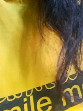 Snapshot of Priya_Bong chatting on 10/04/25, 02:13 Priya Bong online show from 10/04/25, 02:13